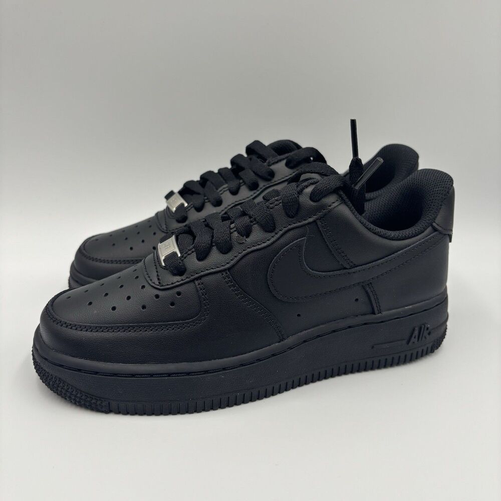Womens Size 5 Nike Air Force 1 07 Triple Black Sneakers Shoes DD8959-001